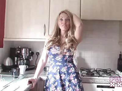 Rabenhaariger Puma mit falschen Titten wird während einer Massage reife damen porn eingeölt und gevögelt