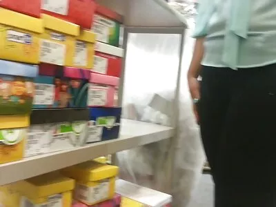 Asa Akira hat ihren engen Arsch gestopft kostenlose pornos mit älteren frauen