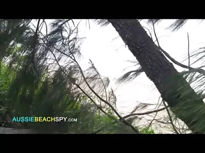 Charmante Nancy Ace mit schönen Titten wird von ihrem Freund pornos mit reifen damen gefickt