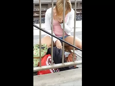 Die kleine titted reife namens Zara hat in kostenlose nacktbilder reifer frauen verschiedenen Positionen gevögelt