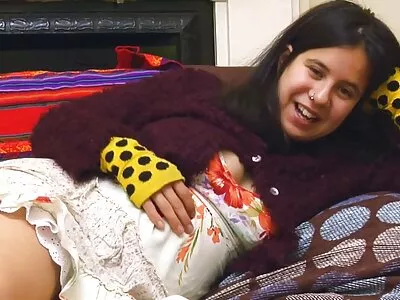 Die hurenhafte Brünette Nicolette Shea kann nicht genug von Kyles geile reife fotzen Schwanz bekommen