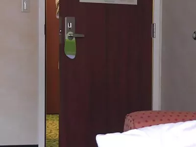 Brünettes Mädchen mit saftigen Melonen bekommt ihr eifriges Fickloch reife frauen sexfilm gebohrt