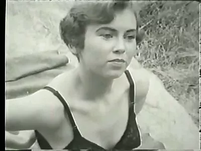 Alexa Blake lutscht langen Schwanz und wird in der Öffentlichkeit reife frauen sexbilder geschlagen