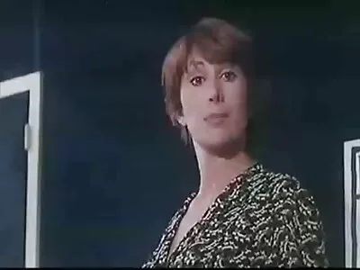 Anastasia Brokelyn, Angelika Grays und Romy Indy reife sex haben einen schönen lesbischen Dreier